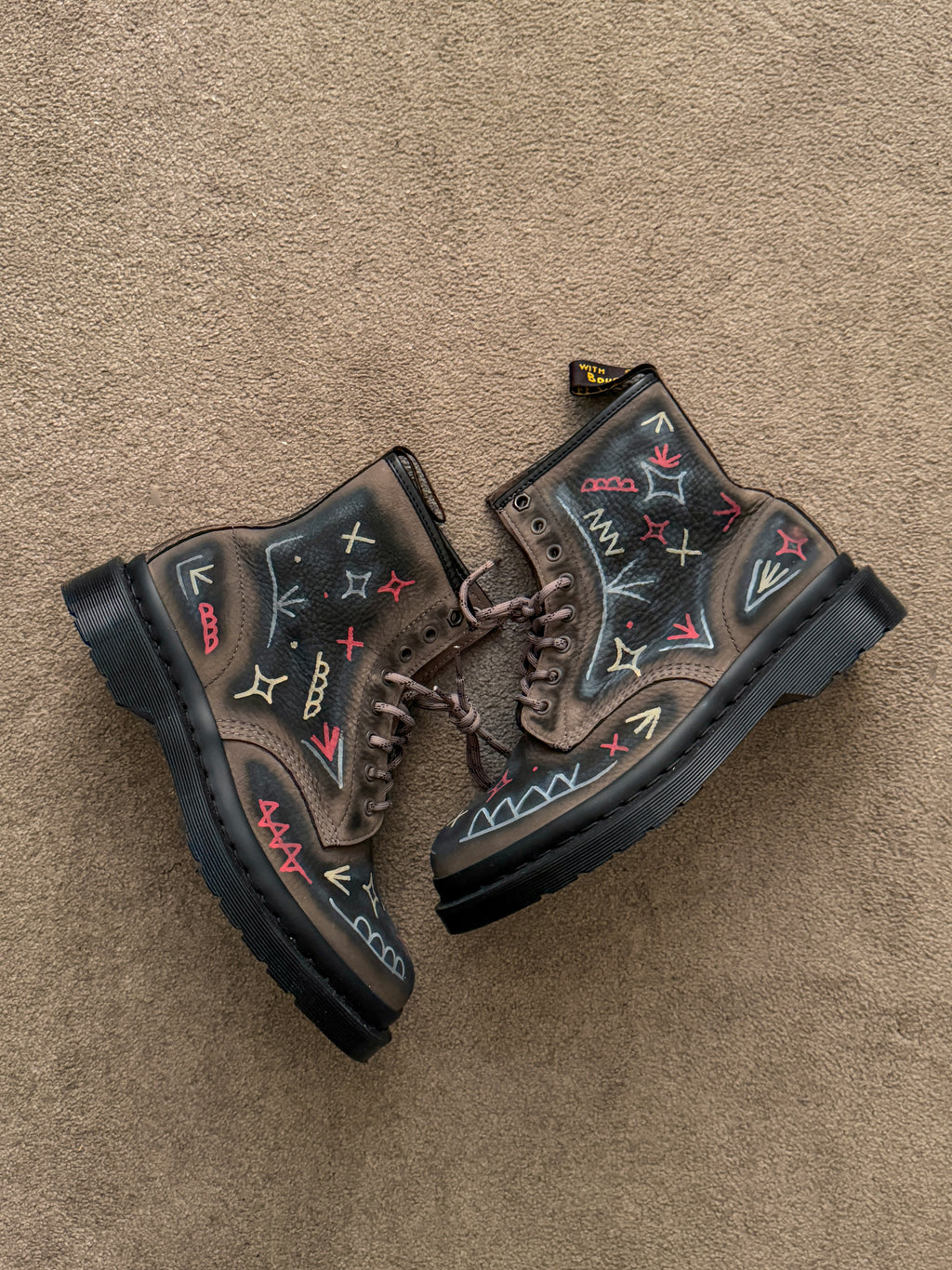 Abveallelse x Dr Martens 1460 Stars